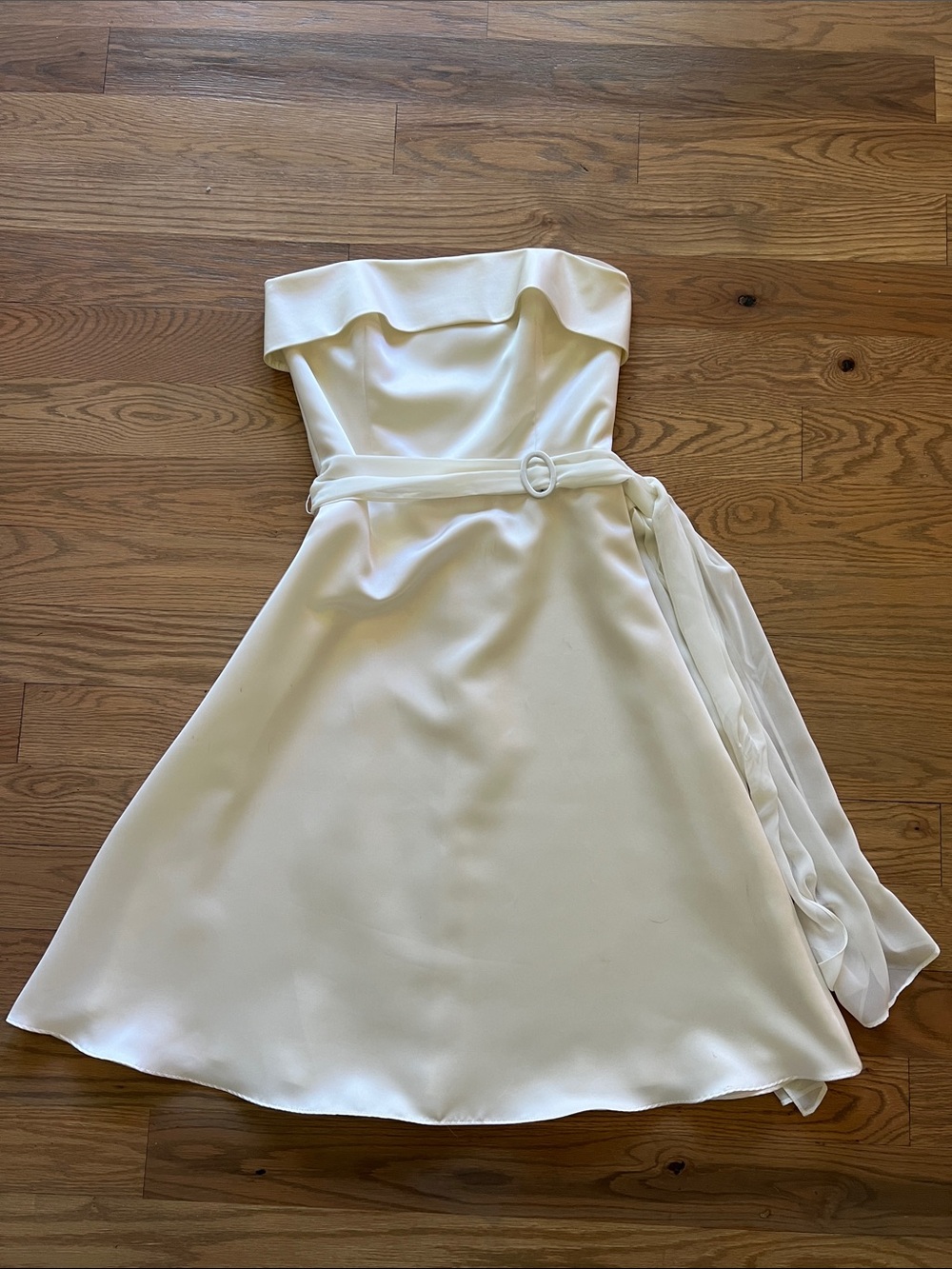 White House Black Market Strapless Ivory Wedding Dress with Sash
